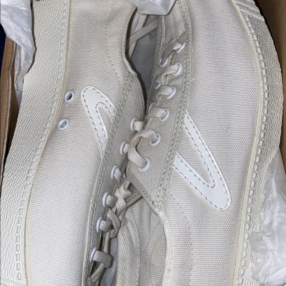 Tretorn Women’s Nylite Canvas Fashion Sneakers